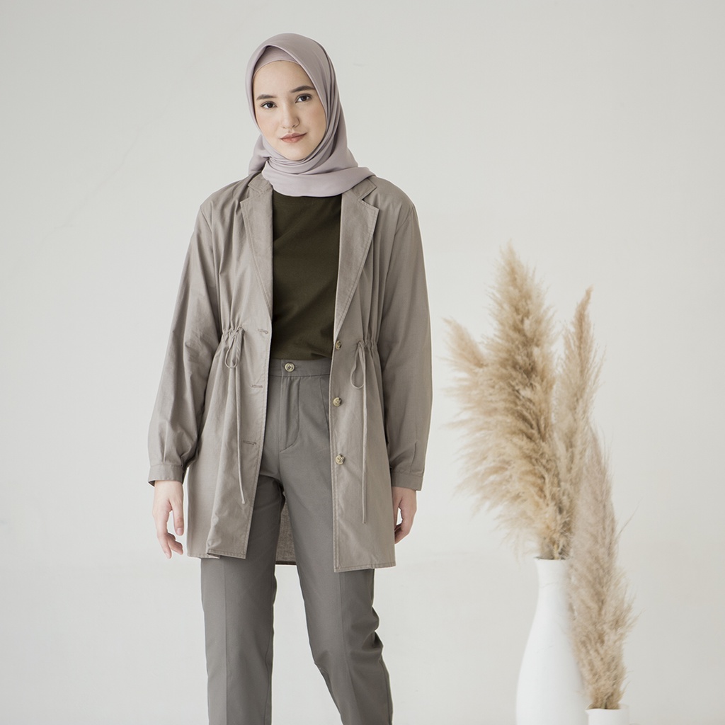 Mega Parka by Aska Label - Outerwear parka katun dengan kancing depan warna Taupe, Dust, Dusty Rose