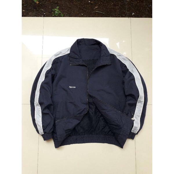 JAKET VINTAGE SECOND NASSAU