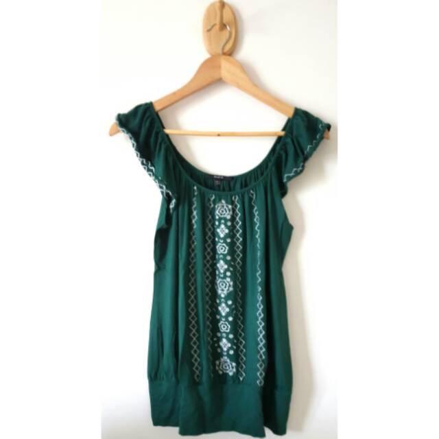 Preloved Embroidery Blouse