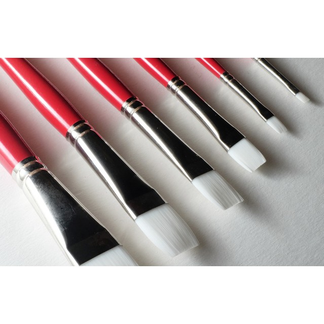 Artemedia Red 950B Flat White Taklon Brush