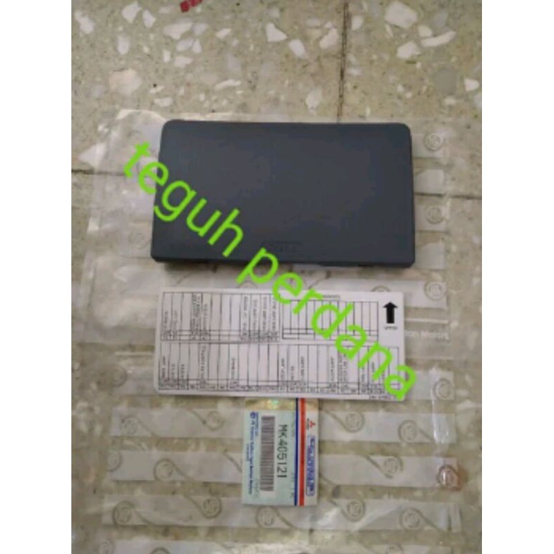Tutup sekring fuse box canter ps110 ps125 ori 1set berikut stikernya asli ktb mitsubisi
