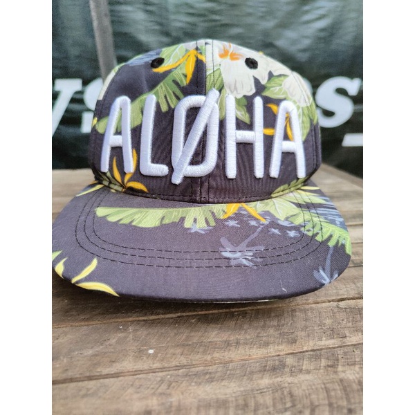 H&M snapback aloha full print / topi snapback hnm full print
