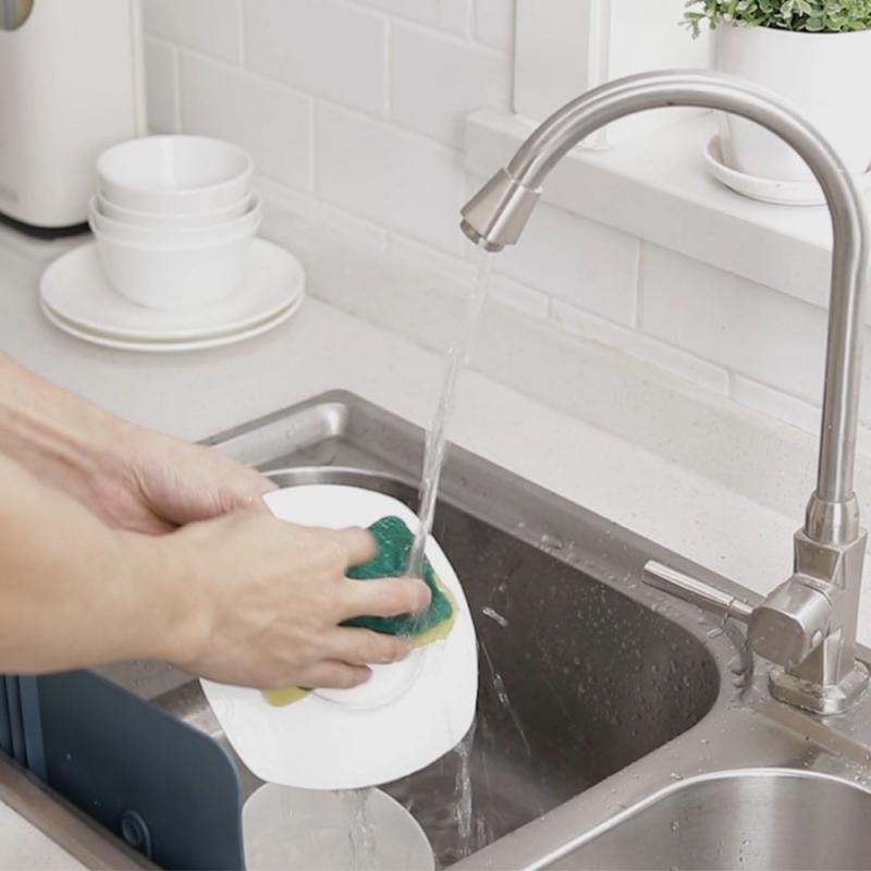 Papan Penahan Cipratan Air Dengan Suction Cup Untuk Wastafel Dapur