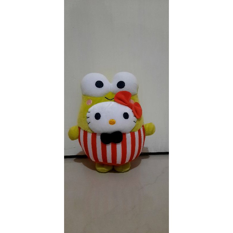 hello kitty mcdonald bubbly world
