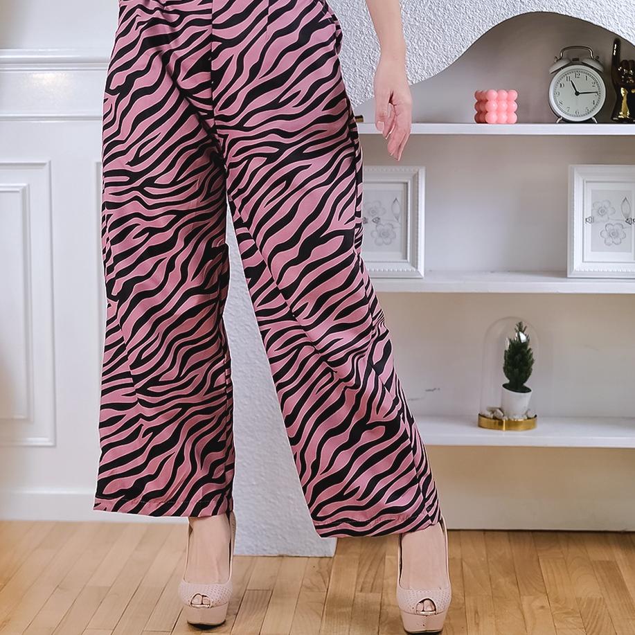 Kekinian Celana Kulot Zebra / Celana Highwaist Corak Zebra/ Celana Zebra / Celana Wanita Kulot 