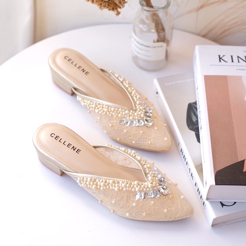 Preloved CELLENE Area Beads Heels/ Wedding Shoes 3cm