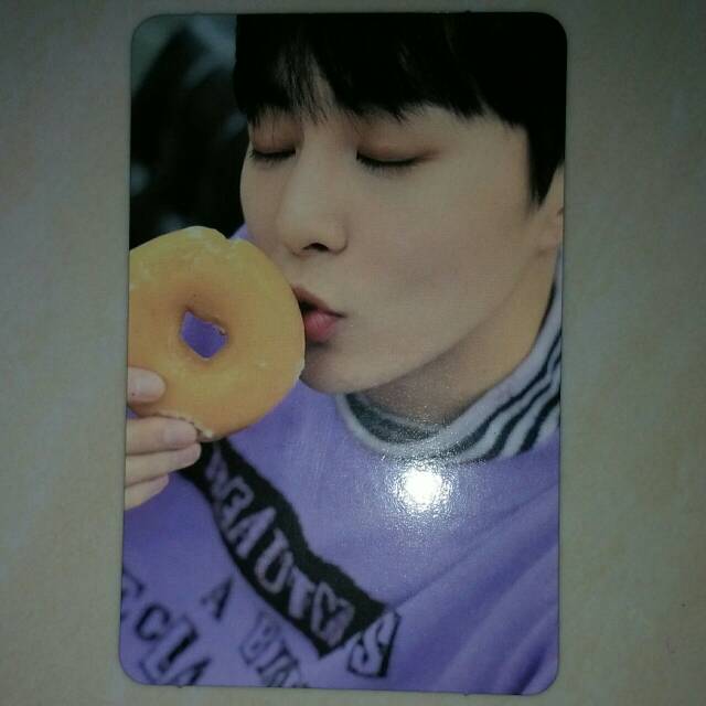 PHOTOCARD EXO XIUMIN DONAT "Winter album exo UNIVERSE"
