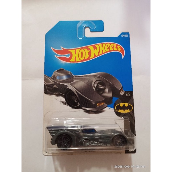 Batmobil-hot wheels