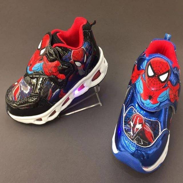 SEPATU SPIDERMAN . SEPATU LAMPU SPIDERMAN