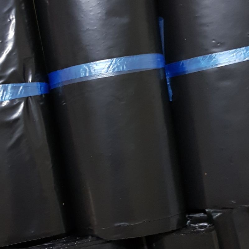 Plastik Polymailer Hitam 20x40