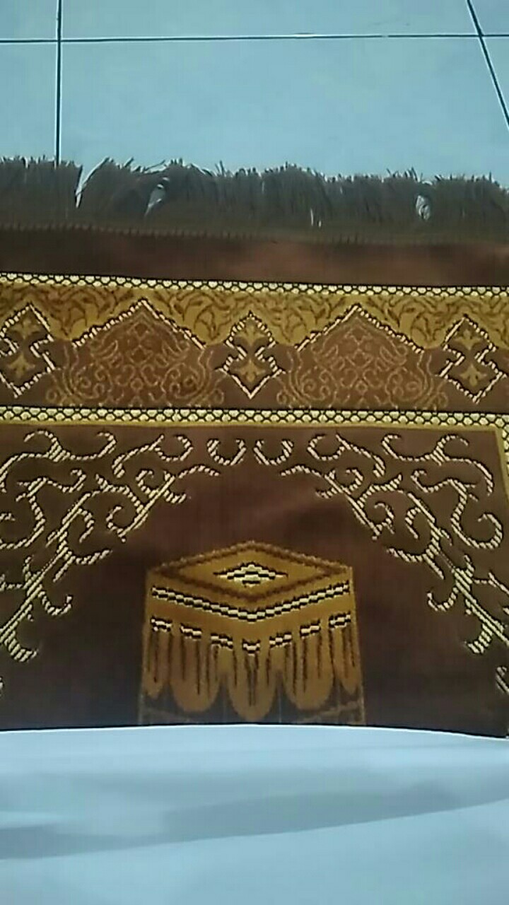 Kemeja Batik Alisan Slimfit Lengan Pendek