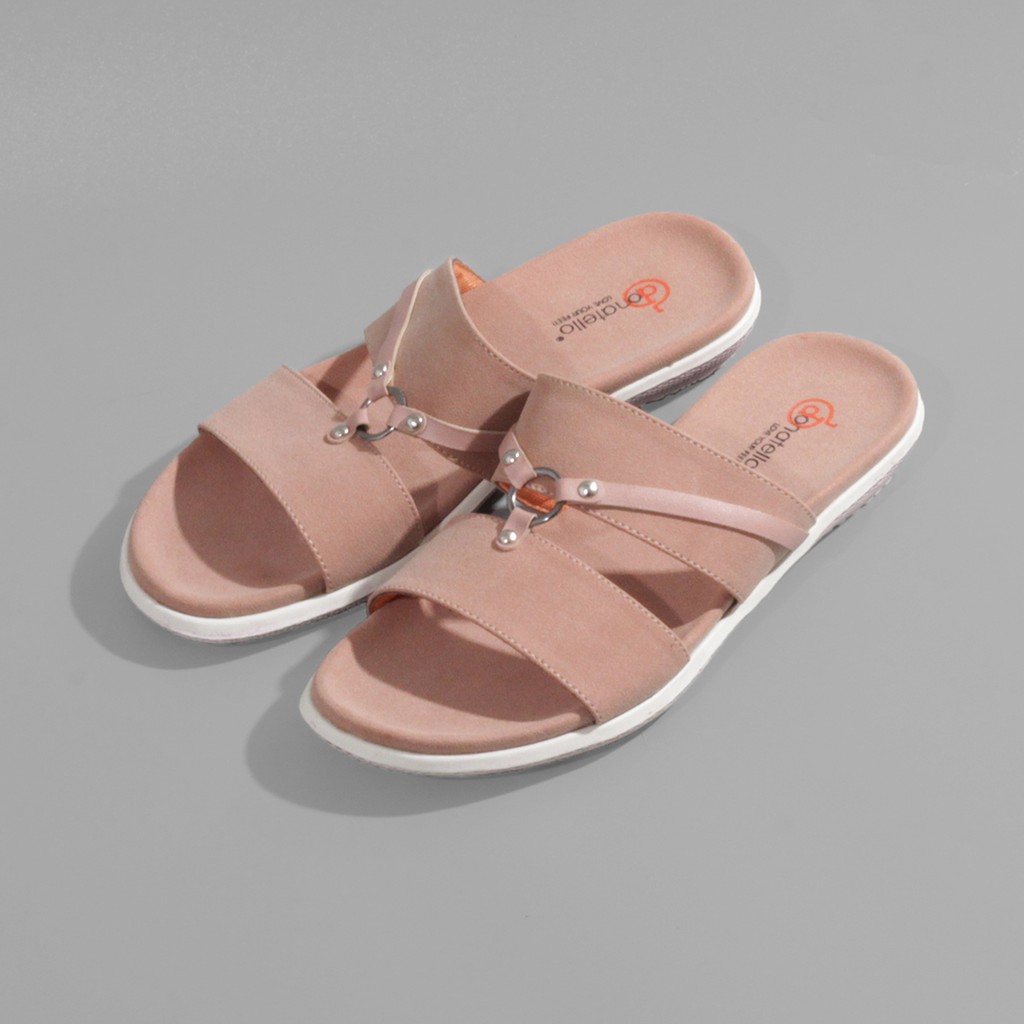 

Donatello OI613703 Sandal Wanita