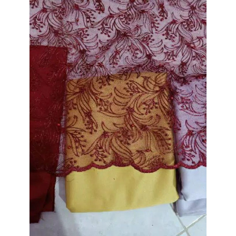 Tile Akar Mutiara Motif Random