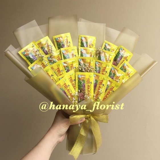Buket Tolak Angin / Bucket Buket Bunga Snack / Hadiah Kado Unik Wisuda Sidang Skripsi Anniversary