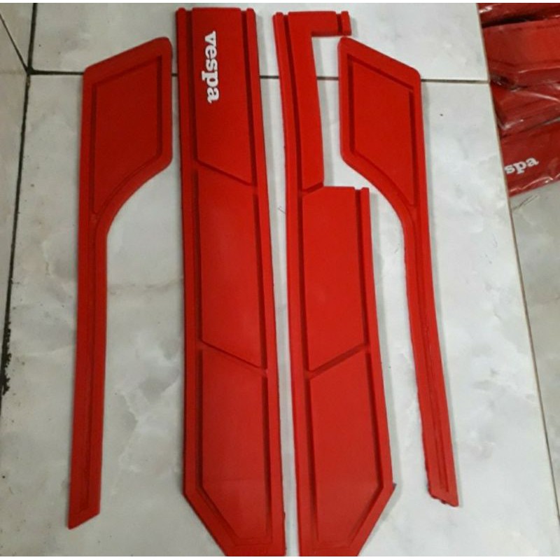 Karet trim body vespa px ps exclusive