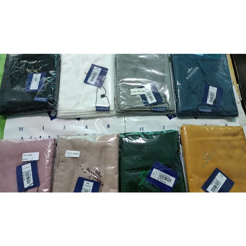 MandjhaPolos8Pcs Ivan Gunawan Fashion Scarf Non Parfum