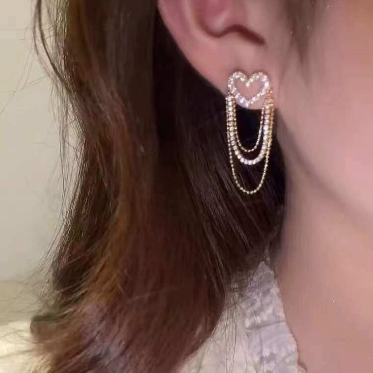 IFYOU Anting Stud Bentuk Hati Aksen Berlian Gaya Vintage Korea Untuk Wanita