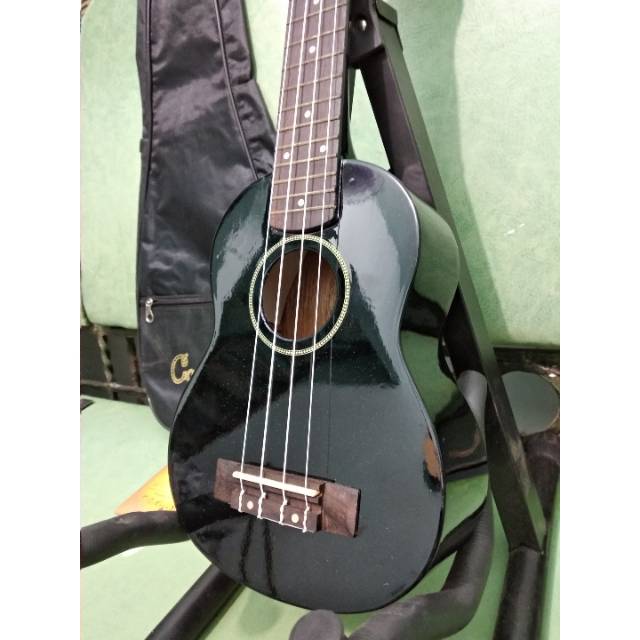 Ukulele Soprano Merk Lanai Hitam Gloss Murah Bonus Tas Senar Pick