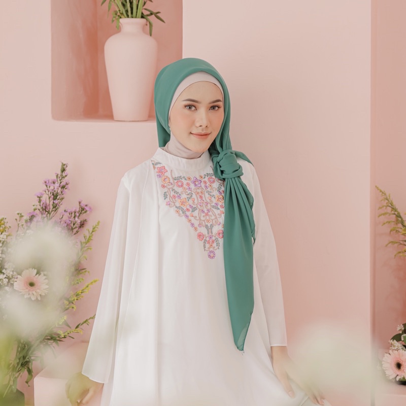 Bella Square Hijab Segiempat | Kerudung Laudya Pollycotton PART 2-Toscha