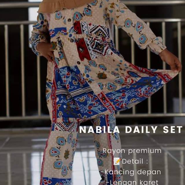 Nabila daily set premium M 5-6 tahun