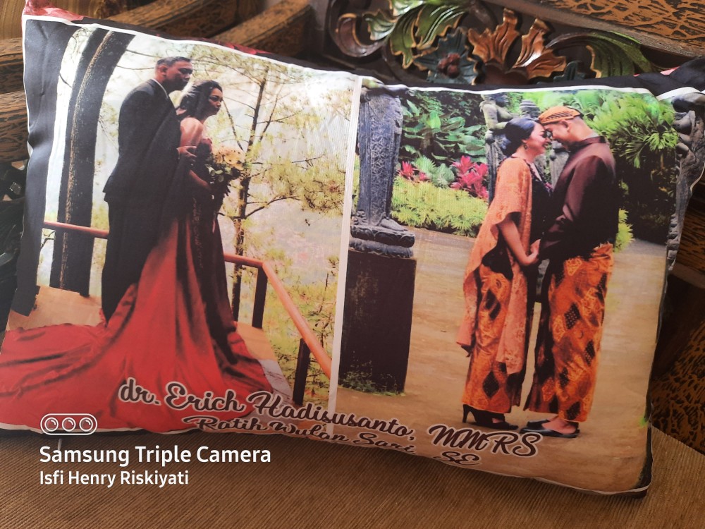 Bantal Custom Design Foto Cetak 2 Sisi