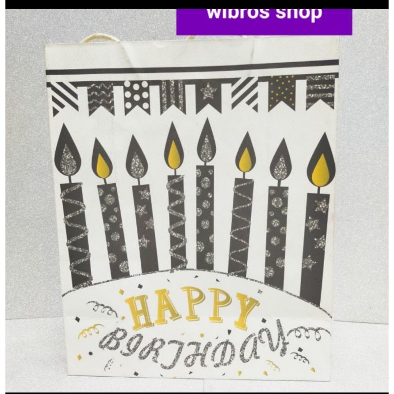 

paper bag motif 33x37