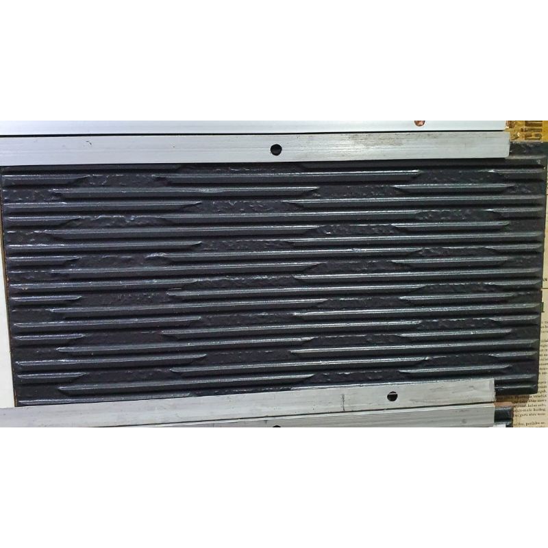 keramik 20x40 dinding teras garasi taman batu garis centro kuta black