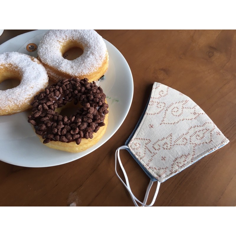 Masker Tenun Jayanagara Ethnic Craft