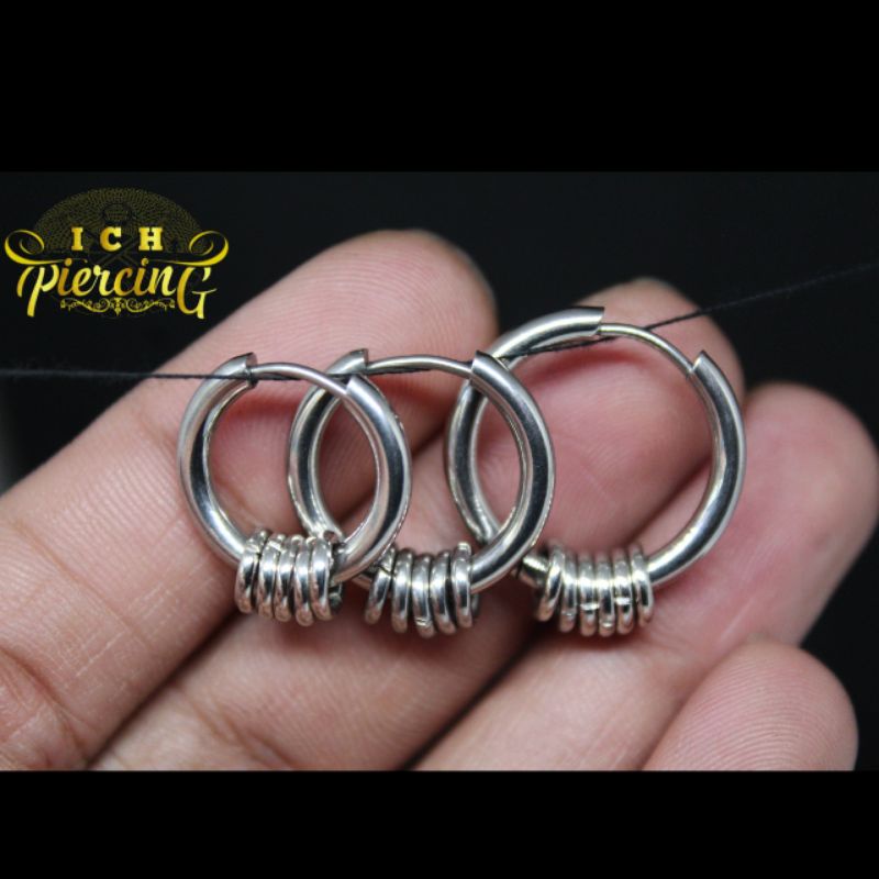 anting hoop ring / anting ring plat baja titanium anti karat Anti alergi