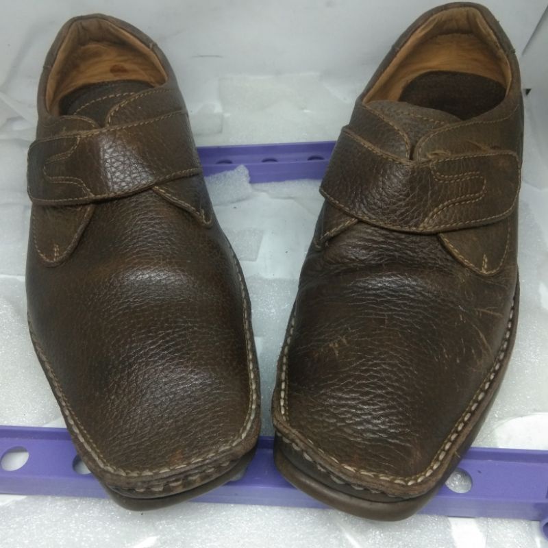 Sepatu kulit Buccheri size 42/Sepatu semi formal Pria/Preloved original