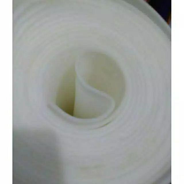 Spon busa untuk pet jilbab