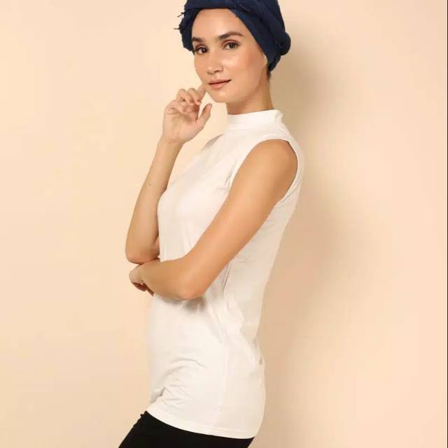 Manset Atasan Lengan Buntung Turtleneck 706 Dalaman Syar'I Baju Wanita Model Uniqlo Bahan Rayon