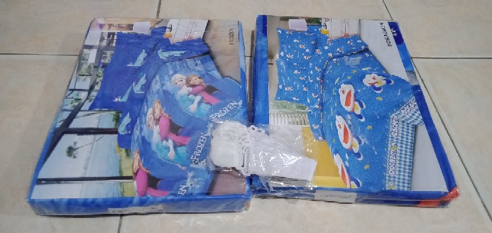 Sprei Motif Doraemon 3d Set 180x200 / 120x200 / 100x200