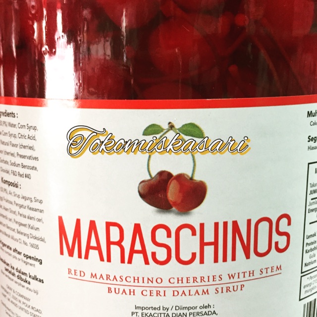 Cherry tangkai . Red cherries . Chery . Cerri . Cherri . Buah ceri tangkai