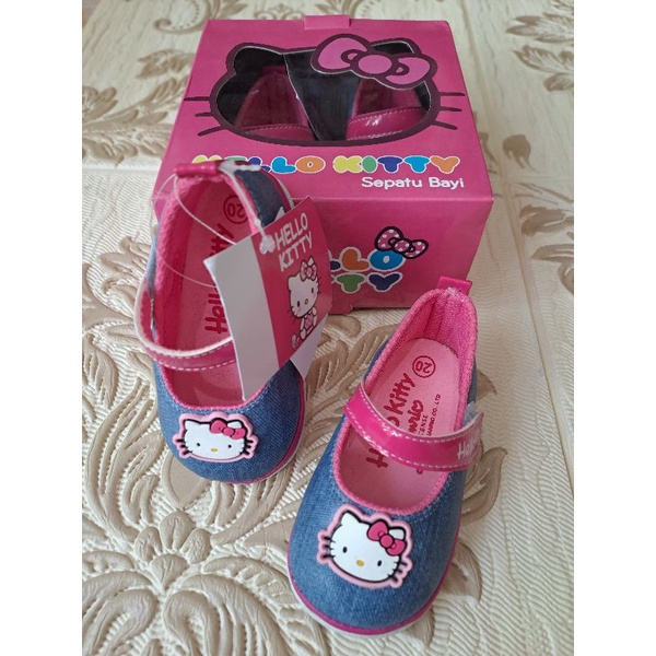 SEPATU BABY HELLO KITTY