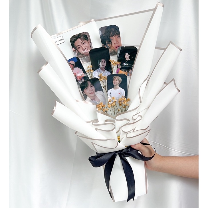 polaroid bouquet - buket polaroid - bts - army - hadiah ulang tahun