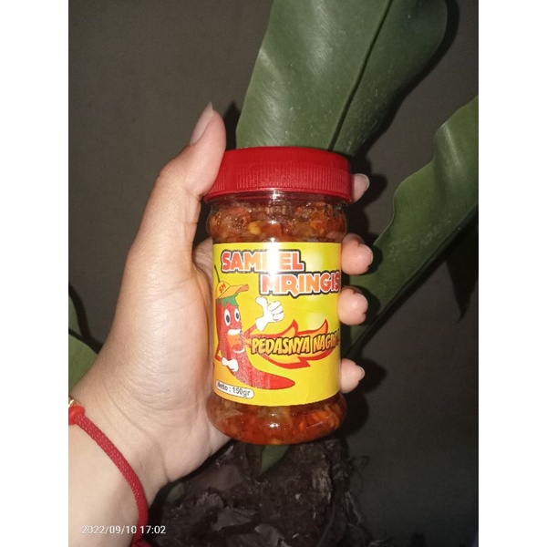 

Sambel Cumi , tuna , teri , bawang , sambel botol netto 150gram (Sambel Mringis)