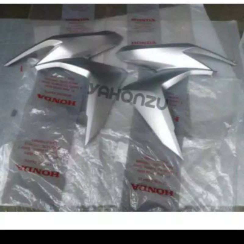 Sayap Depan Dalam Vega R New Silver