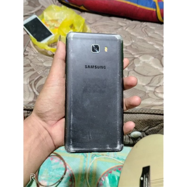 Samsung C9 Pro minus