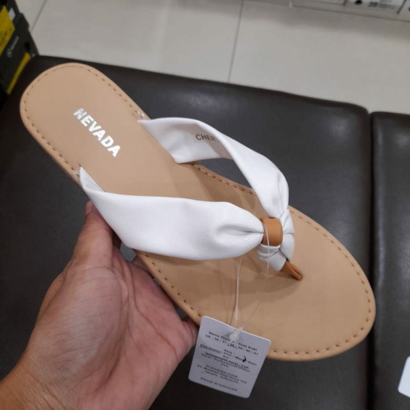 Sandal Wanita Jepit Nevada