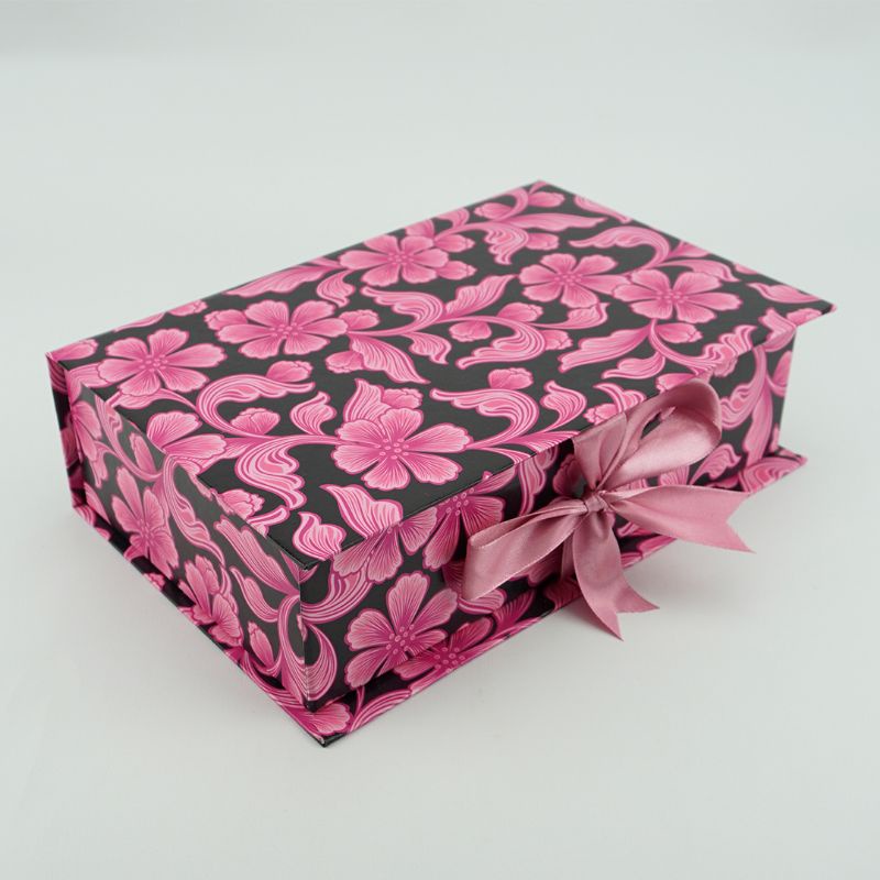 

Kotak Kado / Flower Pattern / MOTIF Bunga / Hamper’s Gift Box