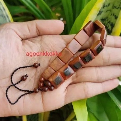 Gelang rel piramid kombinasi kokka kaukah