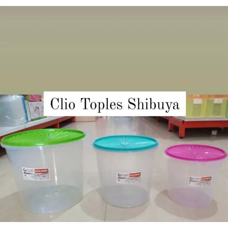 Toples Clio