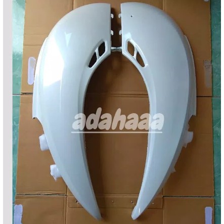 cover body Honda Scoopy karbu warna putih