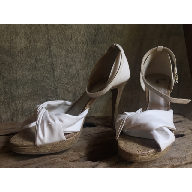 Sepatu Wanita Heels Fioni Preloved/ Second Hand Original