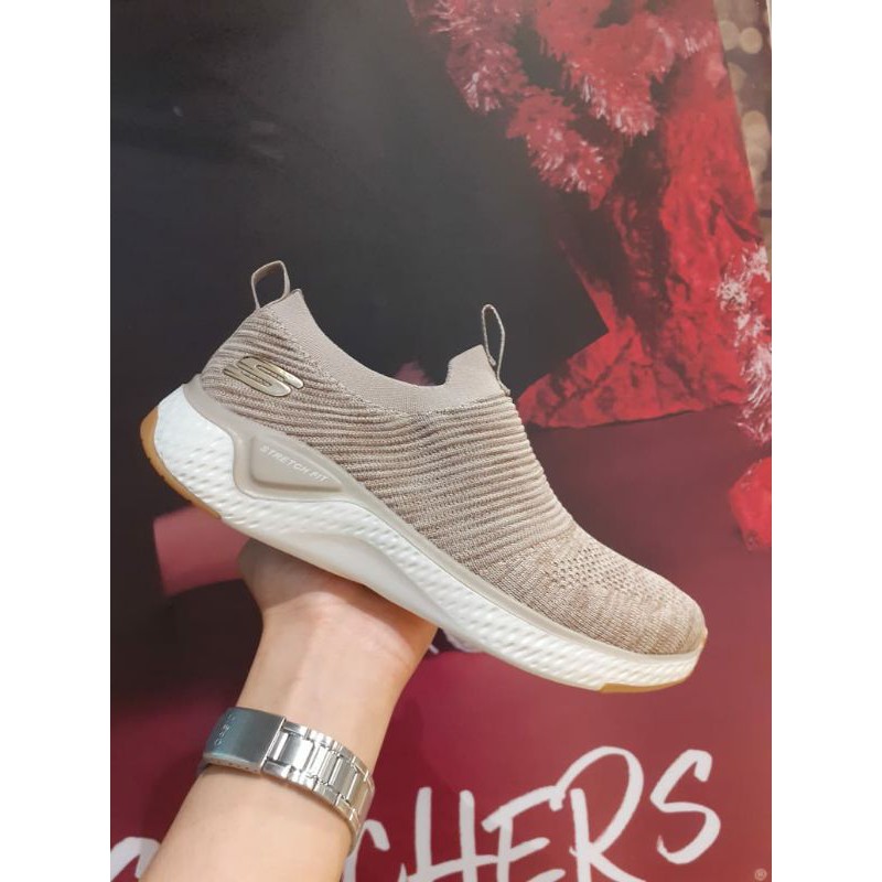 Skechers women