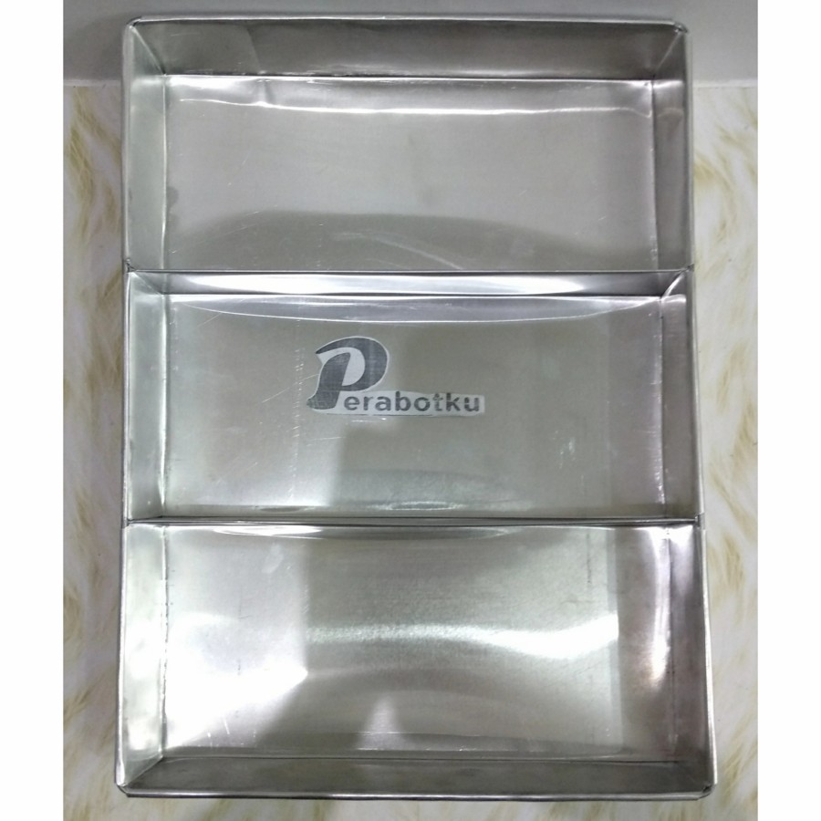 Loyang Brownies 3 Rasa Ukuran 22 Cm/Loyang Kue 3 Kotak