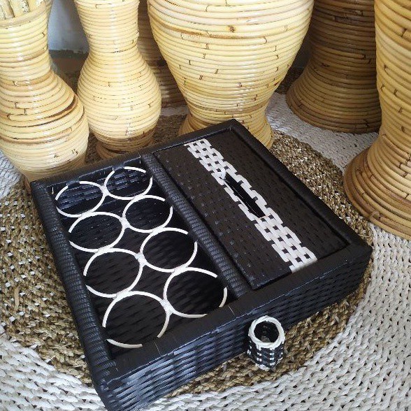 Tempat Aqua Gelas Tisu Set Rotan Sintetis