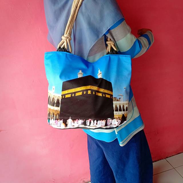 Totebag baitulloh / tas tote Ka'bah / tas muslimah karakter islami / sovenir haji dan umroh by zellshop