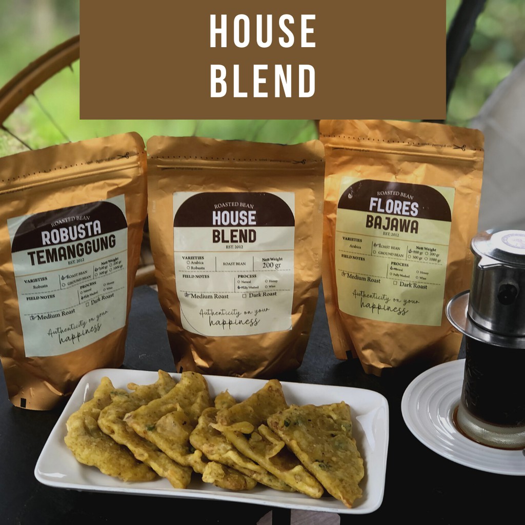 

Bubuk kopi House Blend dan Flores Bajawa 500 gram